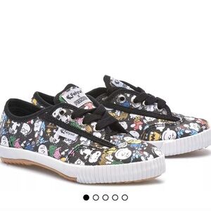Feiyue X Peanuts Low Top Lace Up Sneakers Shoes Black/ Multicolour; Women’s Sz 8